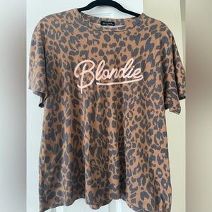 Blondie tee cheetah print